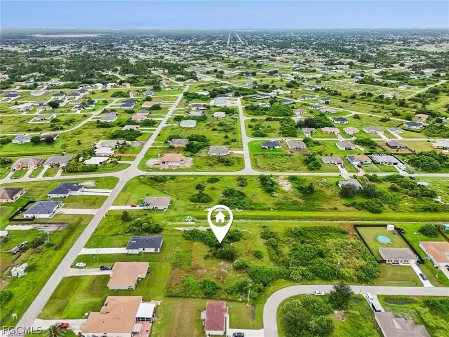 372 Pinafore Avenue, Lehigh Acres, FL 33974 - #3