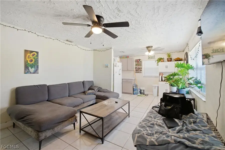3807 Highland Avenue, Fort Myers, FL 33916 - #2