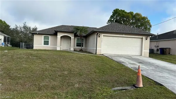 5104 Beauty Street, Lehigh Acres, FL 33971
