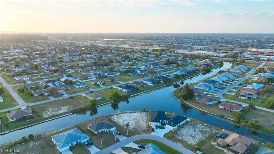 817 SW 8th Street, Cape Coral, FL 33991 - #2