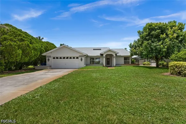 7305 Constitution Circle, Fort Myers, FL 33967
