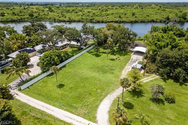 2030 Fort Denaud Road, Labelle, FL 33935