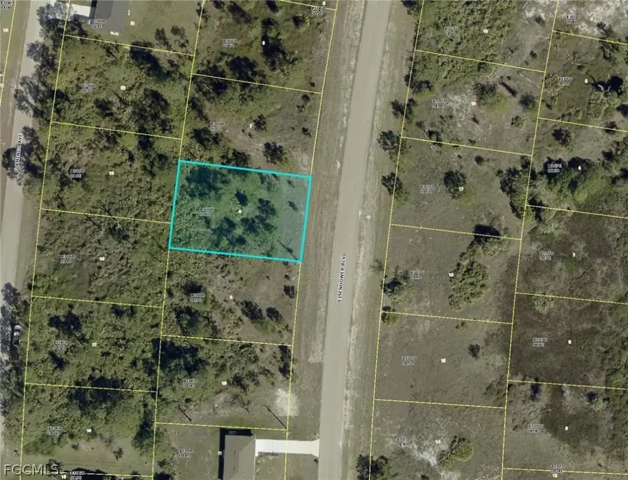 630 Eisenhower Boulevard, Lehigh Acres, FL 33974 - #2