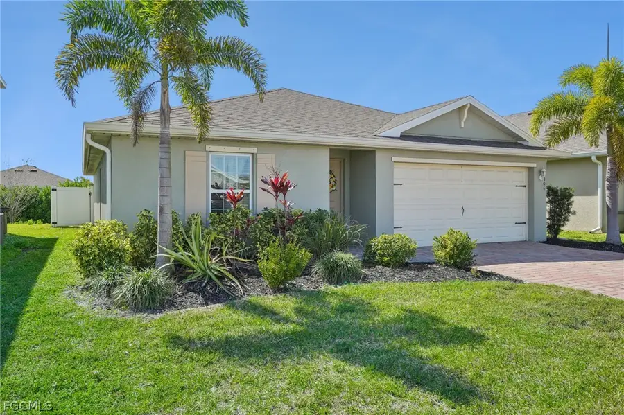 3306 Acapulco Circle, Cape Coral, FL 33909 - #3
