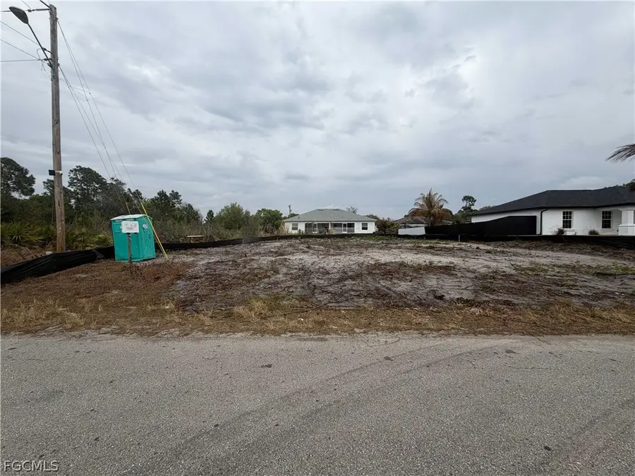 425 Lillon Avenue S, Lehigh Acres, FL 33974 - #2