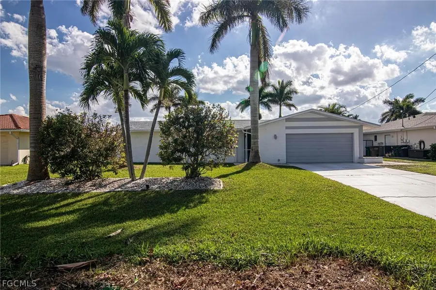 2112 Cornwallis Parkway, Cape Coral, FL 33904 - #3