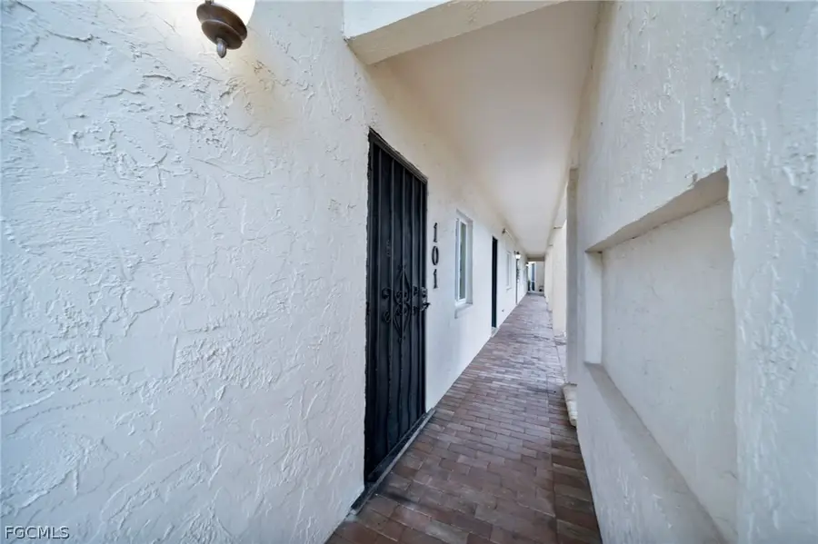 6184 Michelle Way #101, Fort Myers, FL 33919 - #3