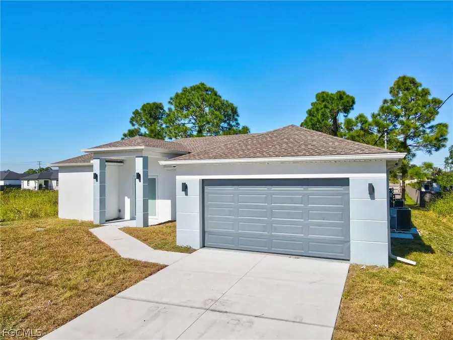 3022 33rd Street Sw, Lehigh Acres, FL 33976 - #3