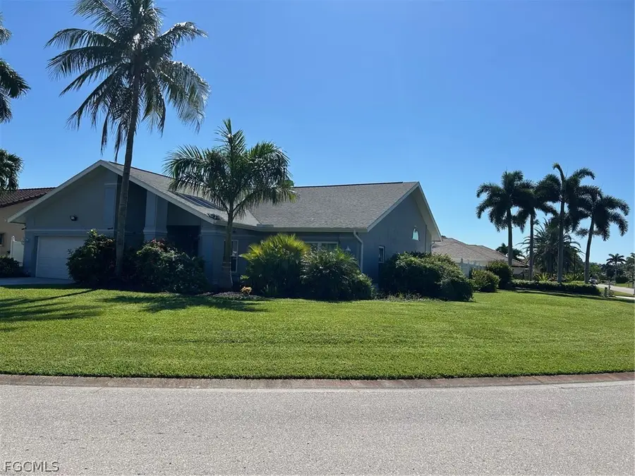 8860 Banyan Cove Circle, Fort Myers, FL 33919 - #3