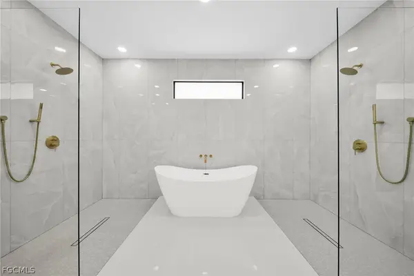 538 Raintree Street E, Lehigh Acres, FL 33974