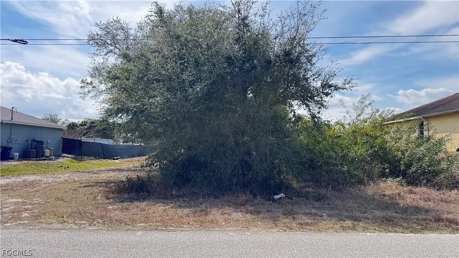 480 Redwing Street, Lehigh Acres, FL 33974 - #3