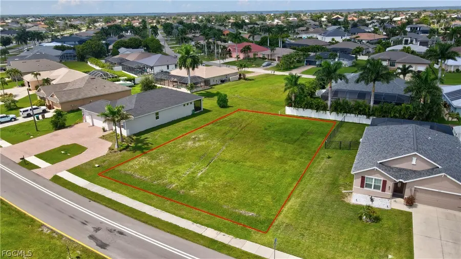 2536 Surfside Boulevard, Cape Coral, FL 33914 - #3