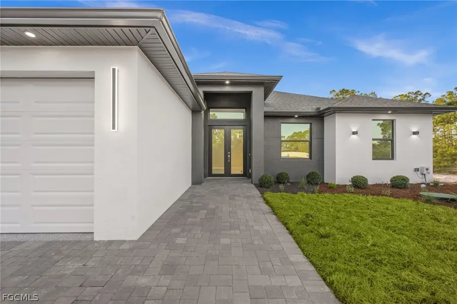 628 Locust Avenue S, Lehigh Acres, FL 33974 - #3