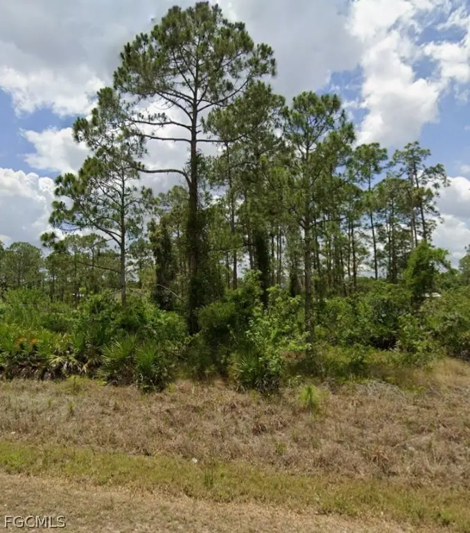 2315 Mcarthur Avenue, Alva, FL 33920 - #3