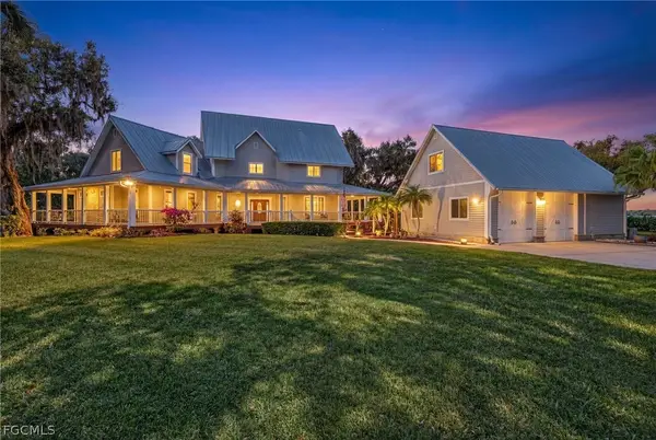 18110 N Olga Drive, Alva, FL 33920