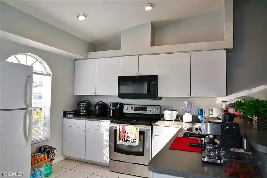 1809/1811 SW Santa Barbara Place, Cape Coral, FL 33991 - #2