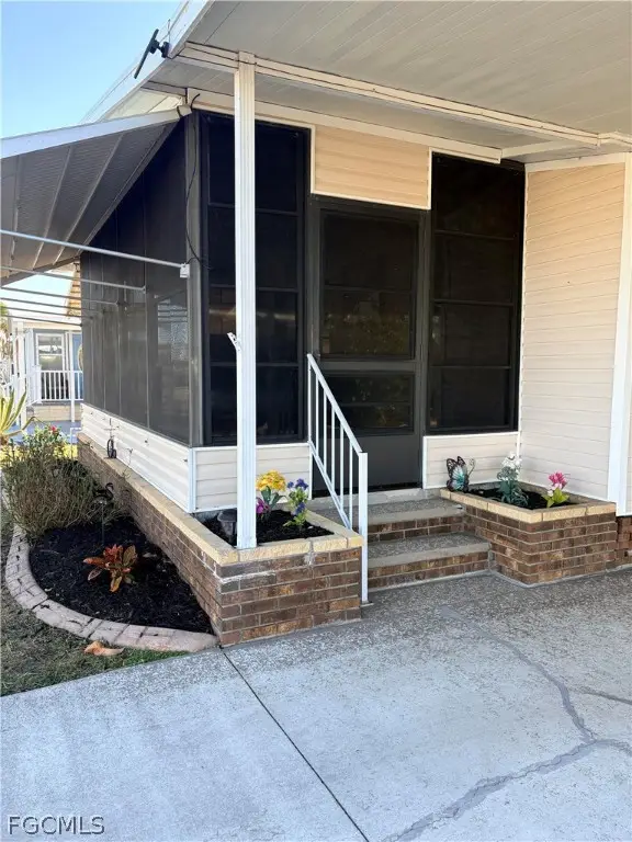 3137 Old Farm House Drive, North Fort Myers, FL 33917 - #3