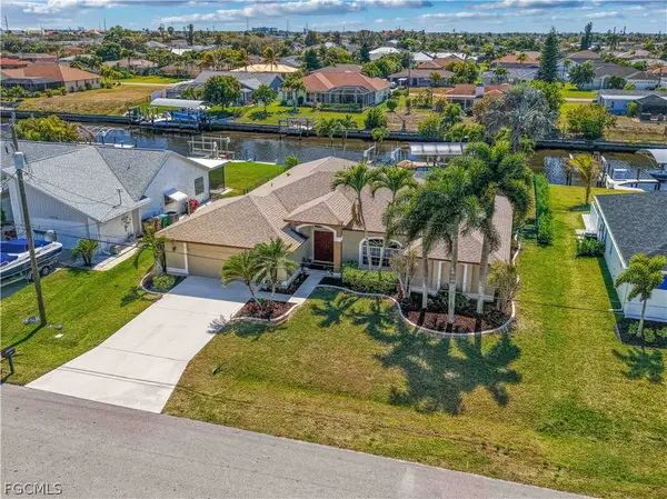 1422 SE 20th Street, Cape Coral, FL 33990