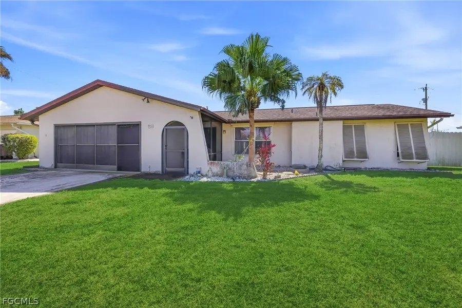 908 SE 21st Terrace, Cape Coral, FL 33990 - #3