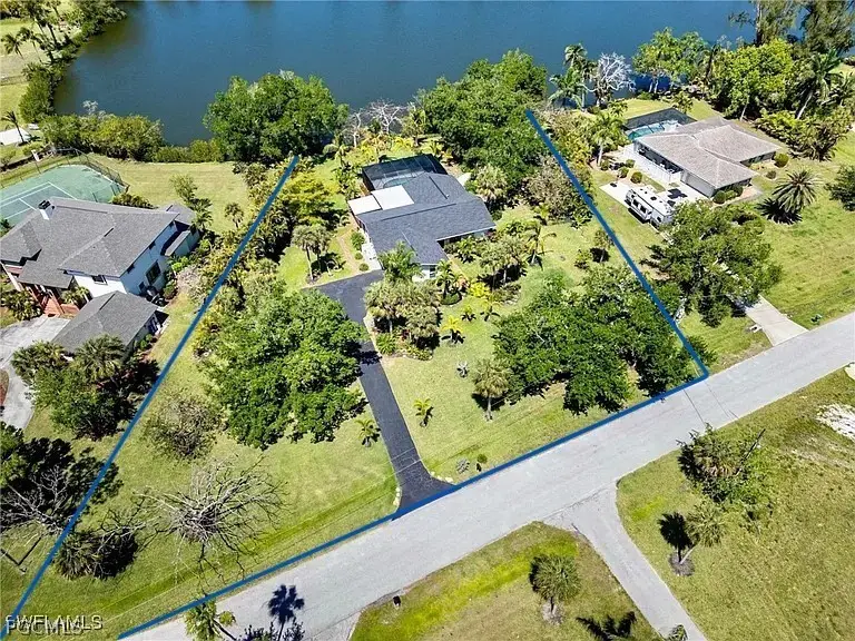 7337 Lake Drive, Fort Myers, FL 33908 - #3