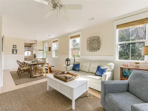 1550 Centre Street, Sanibel, FL 33957