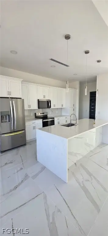 3718 8th Street Sw, Lehigh Acres, FL 33976 - #3