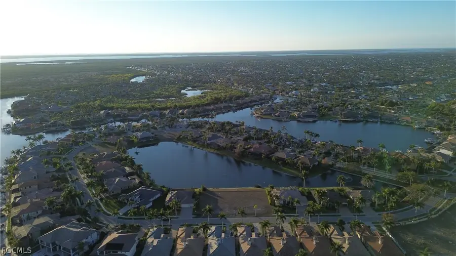 5808 Harbour Circle, Cape Coral, FL 33914 - #2