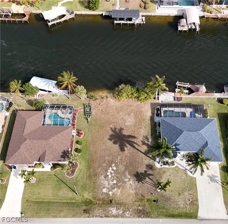 2823 SW 37th Terrace, Cape Coral, FL 33914 - #2