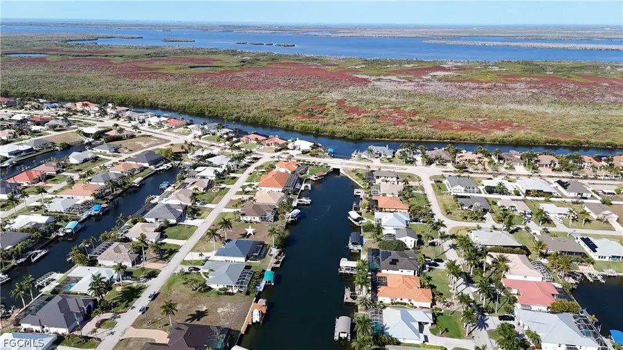 2823 SW 37th Terrace, Cape Coral, FL 33914 - #3