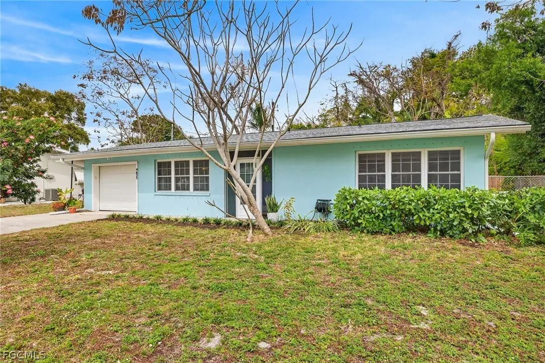4633 Siesta Circle, Fort Myers, FL 33901 - #1