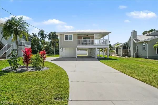 942 Prescott Street, Fort Myers Beach, FL 33931