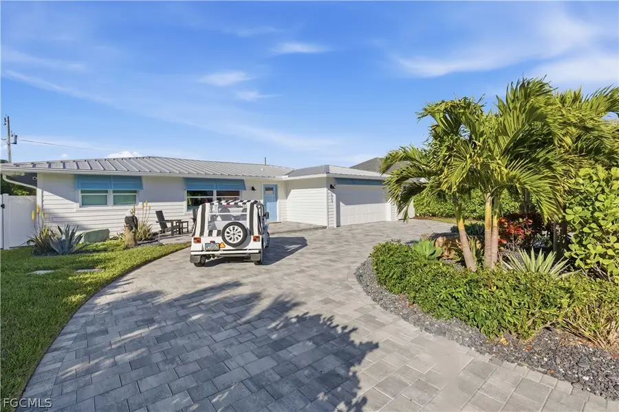 519 105th Avenue N, Naples, FL 34108 - #2