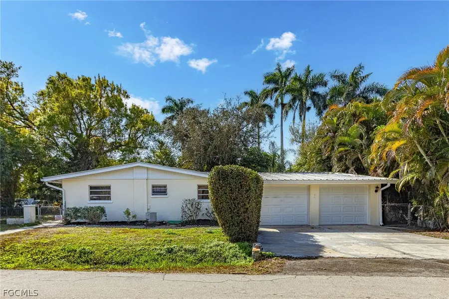 81 Glenmont Drive W, North Fort Myers, FL 33917 - #2