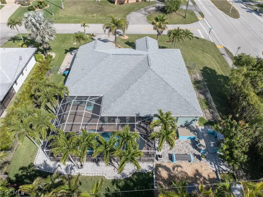 402 SW 46th Terrace, Cape Coral, FL 33914 - #2