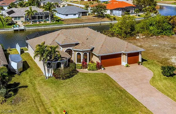 3712 SW 11th Place, Cape Coral, FL 33914