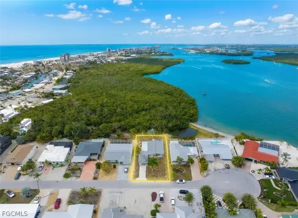 455 Donora Boulevard, Fort Myers Beach, FL 33931