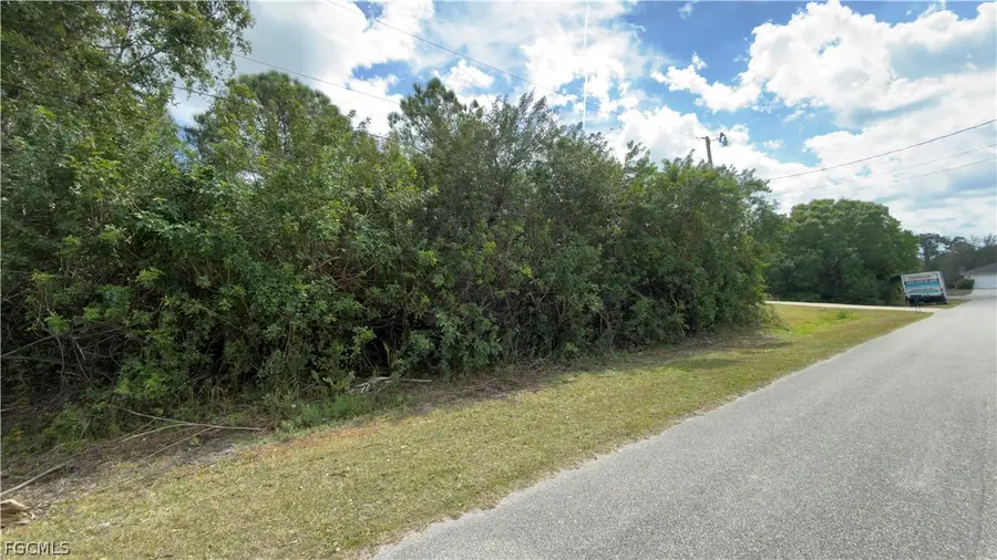 6136 Hepner Avenue, Fort Myers, FL 33905 - #3