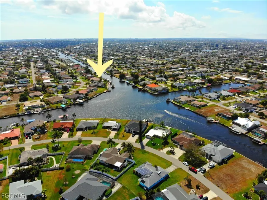 1710 SE 10th Place, Cape Coral, FL 33990 - #2