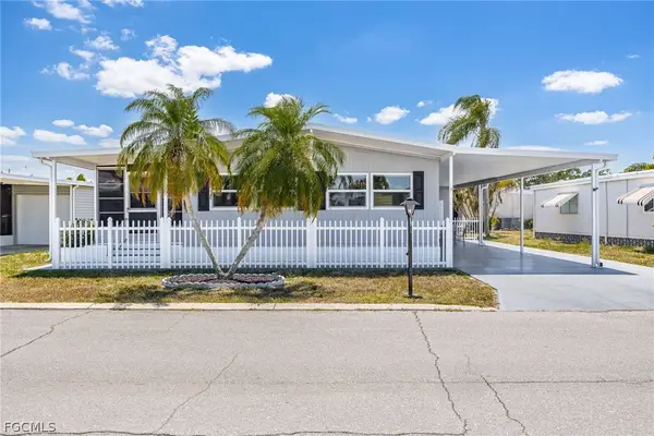 472 Nicklaus Boulevard, North Fort Myers, FL 33903