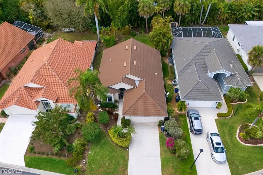 9917 Las Casas Drive, Fort Myers, FL 33919 - #3