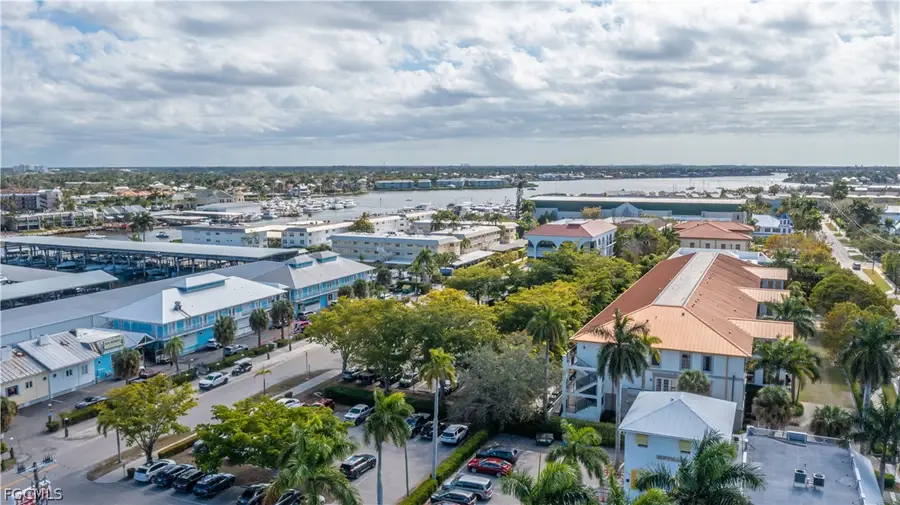 1100 8th Avenue S #105A, Naples, FL 34102 - #3