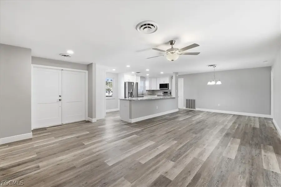 5051 Fairfield Drive, Fort Myers, FL 33919 - #3