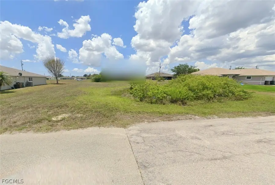 1832 NE 8th Place, Cape Coral, FL 33909 - #2