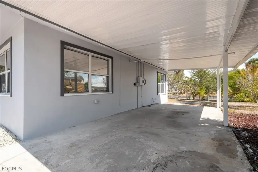 1006 April Lane, North Fort Myers, FL 33903 - #3