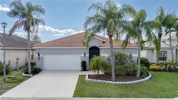 11200 Lakeland Circle, Fort Myers, FL 33913