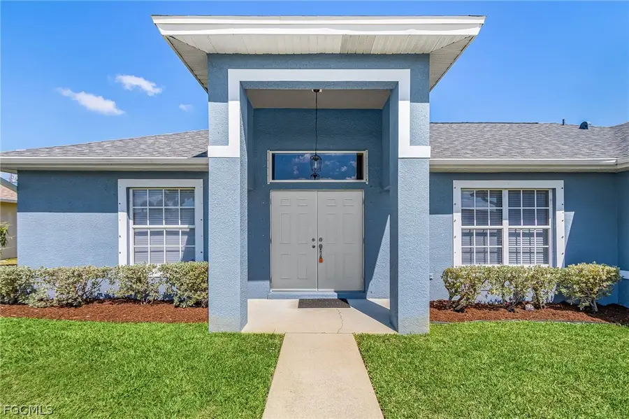 423 SE 23rd Street, Cape Coral, FL 33990 - #3