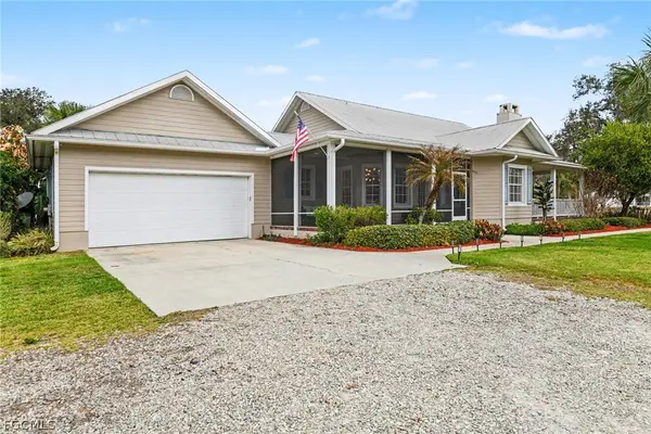 23150 N River Road, Alva, FL 33920