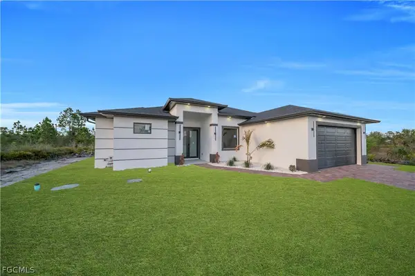 3104 42nd Street W, Lehigh Acres, FL 33971