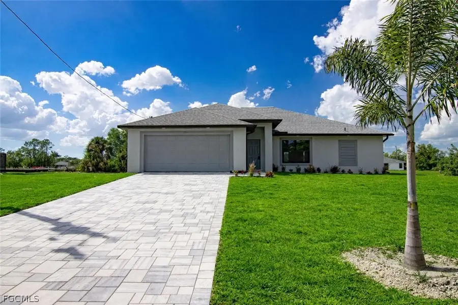 3594 NE 9th Place, Cape Coral, FL 33909 - #2