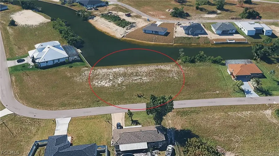 542 NE 5th Court, Cape Coral, FL 33909 - #3